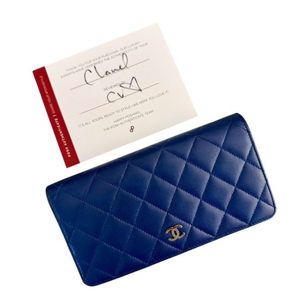 🔥CHANEL Blue Quilted Calfskin Flap Bifold Wallet - Picture 3 of 15